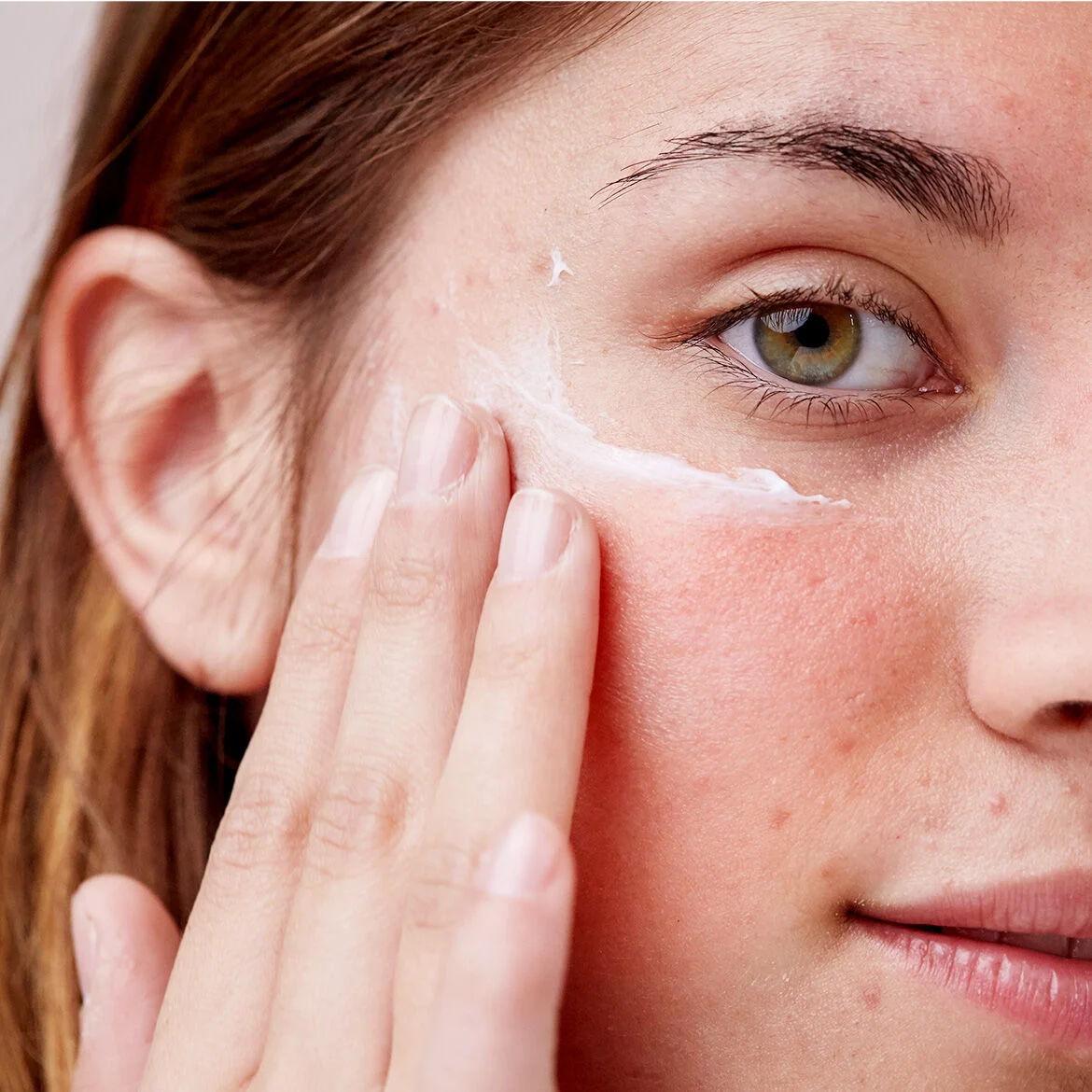 Sensitive Face Redness: Avoid Harsh Products and Irritants
